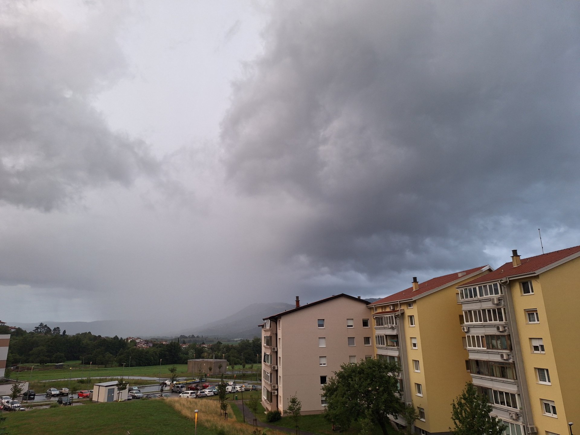 Neurje poročilo