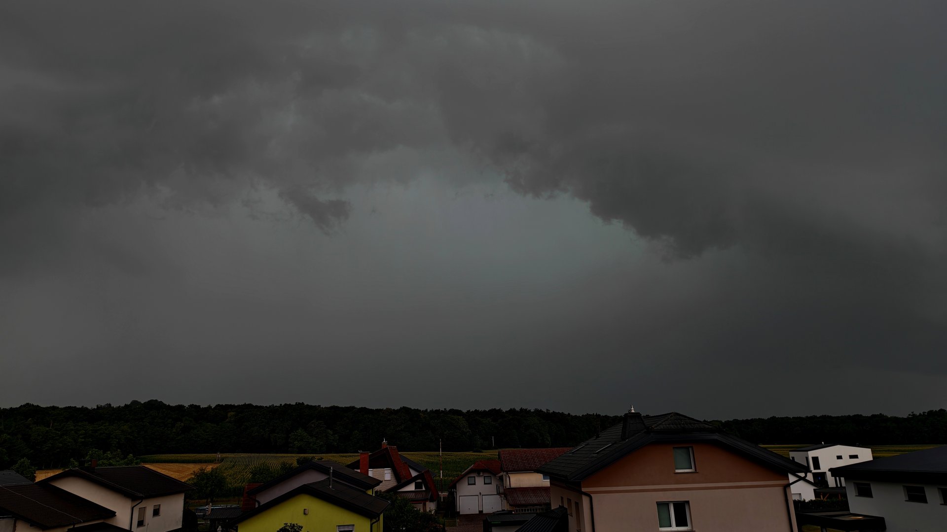 Neurje poročilo